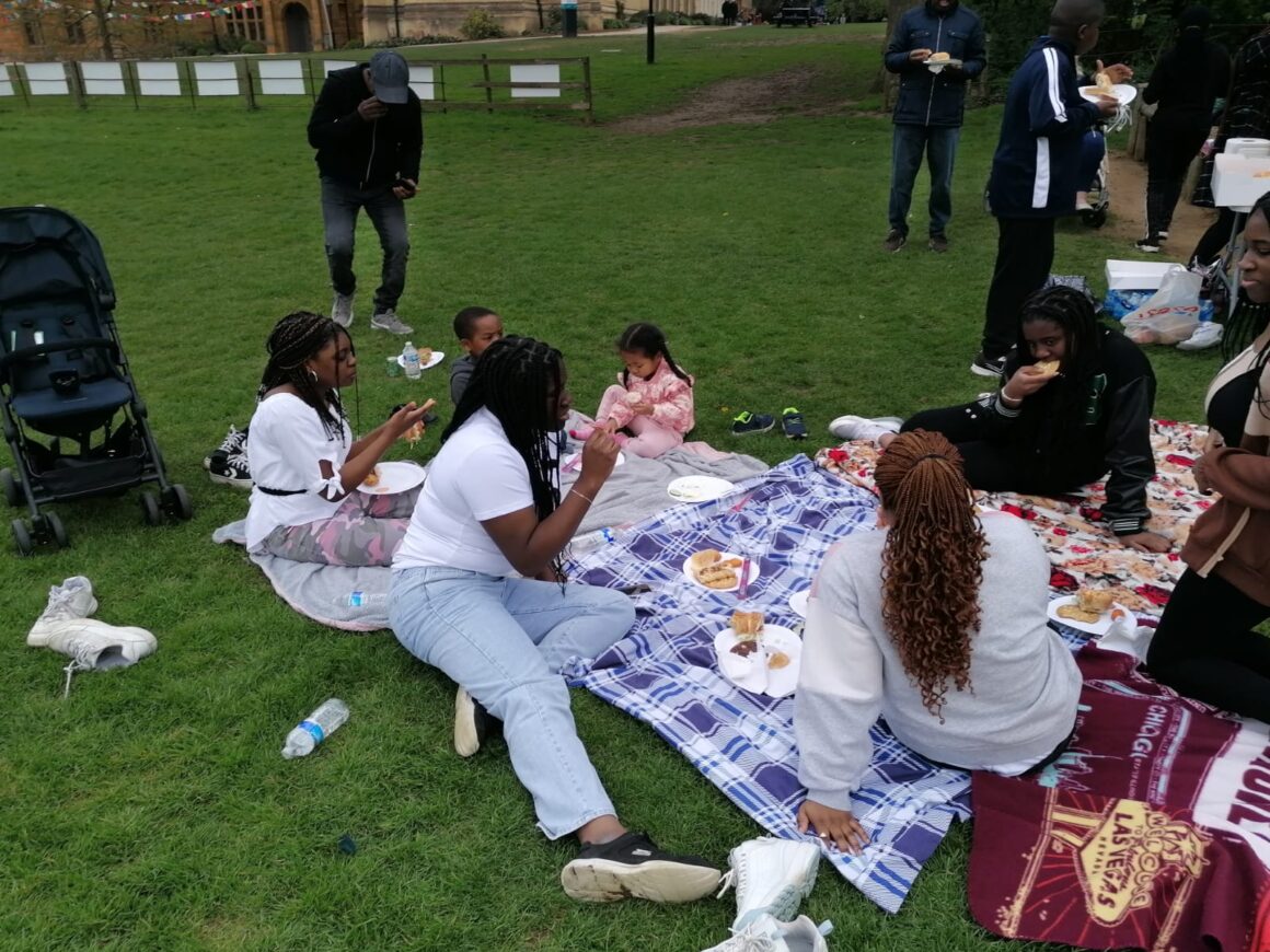 12e6edb8-ac36-4000-af1c-47c2ffdf6b93 Family/Home Life