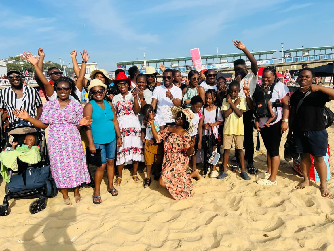 3fb72da2-2c86-44ca-bc5b-e94fcf04004a Family/Home Life